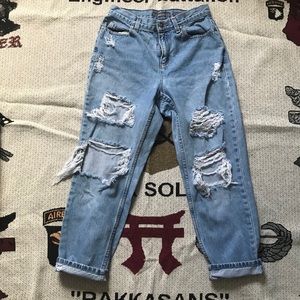 High-waisted Mom Jeans